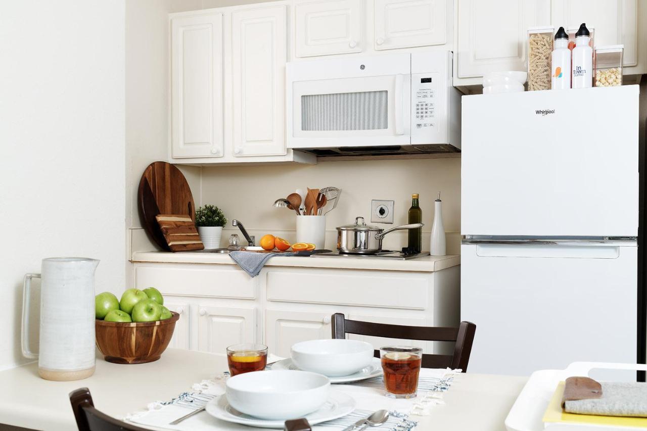 Intown Suites Extended Stay Houston Tx - Iah Airport Εξωτερικό φωτογραφία